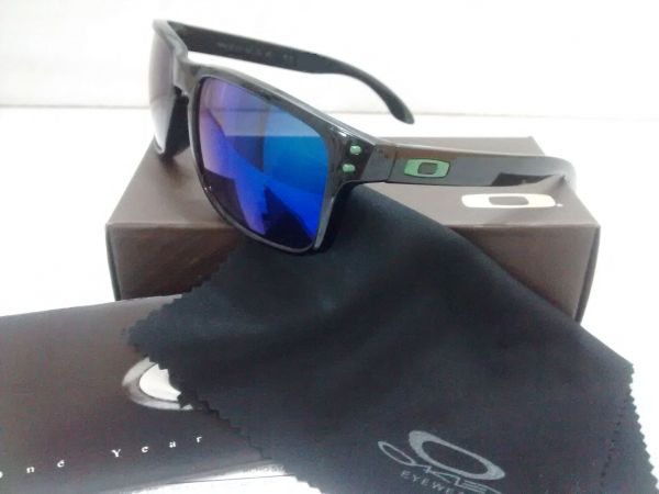 Oakley Holbrook Black Green